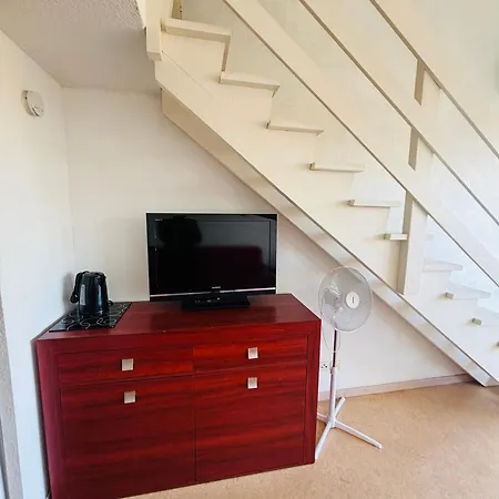 아파트 T2 4 Couchages Centre Port Du Cap D'agde , Climatisation , Piscine 아그